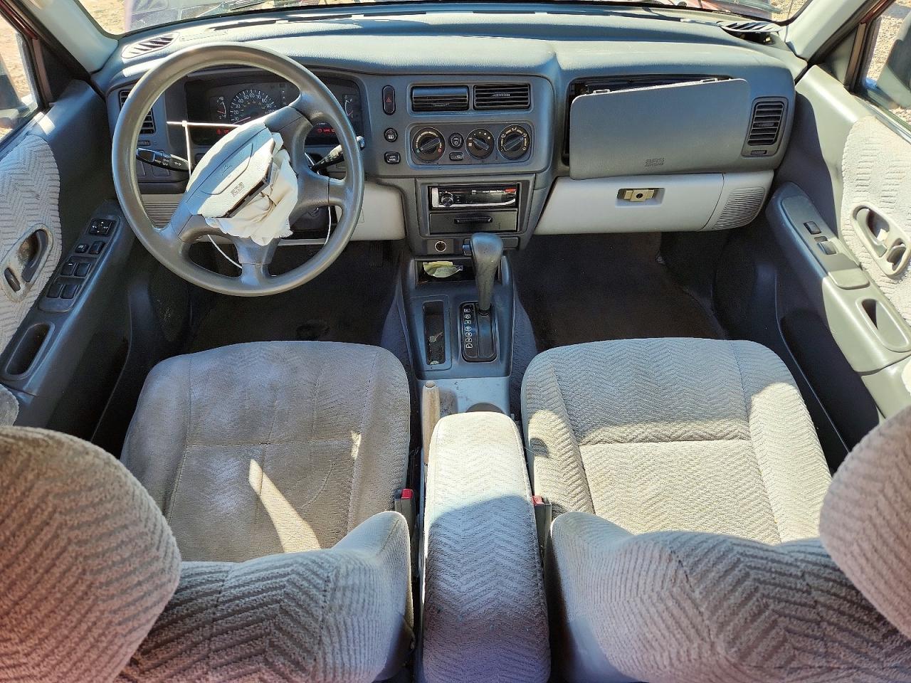 Mitsubishi Montero Sport Es