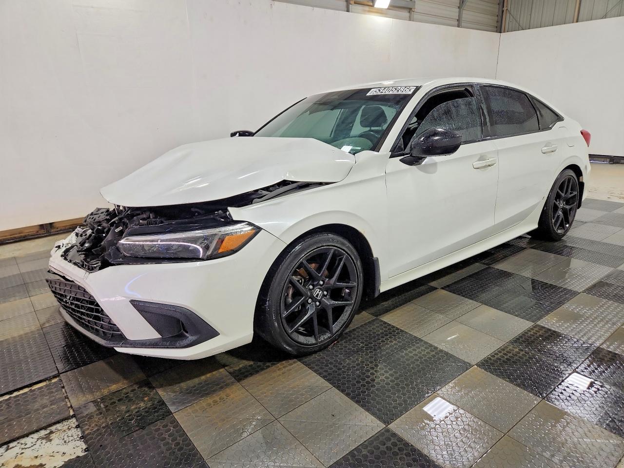 Salvage Honda Civic Image