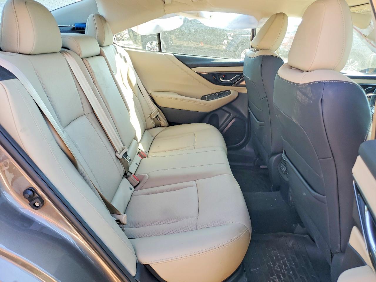Subaru Legacy Limited