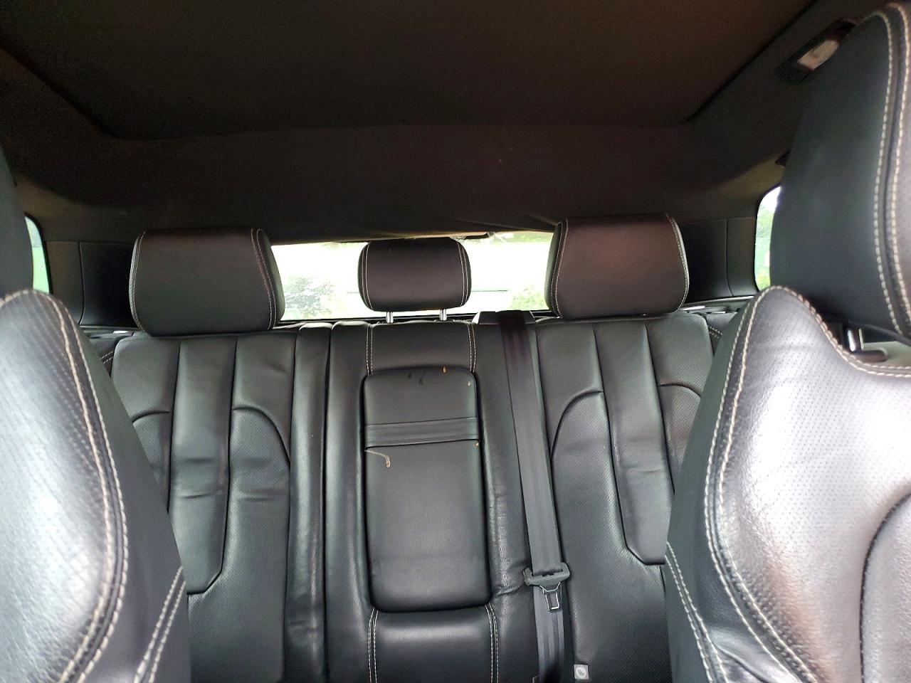 Land Rover Range Rover Dynamic Premium