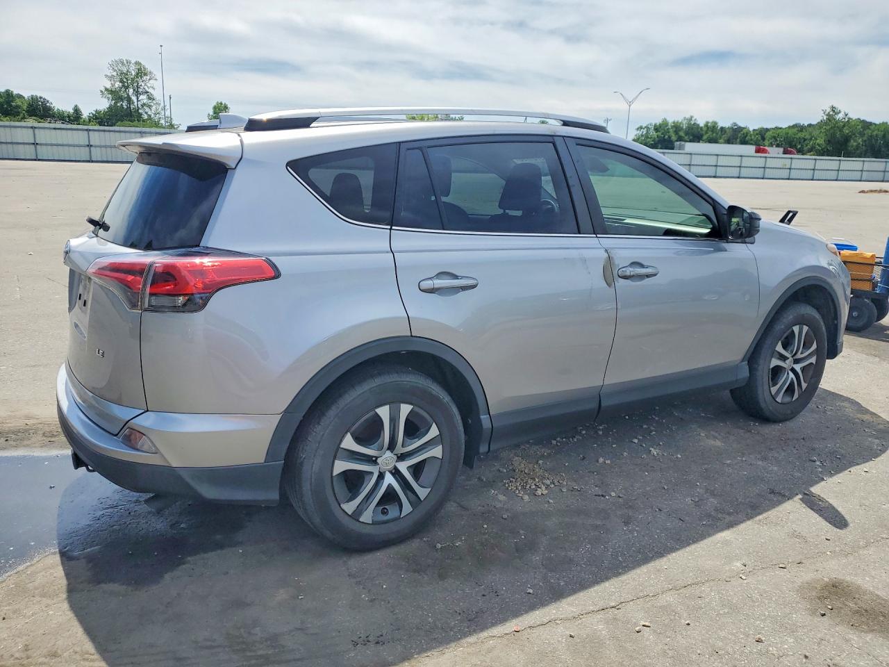 Toyota RAV4 Le