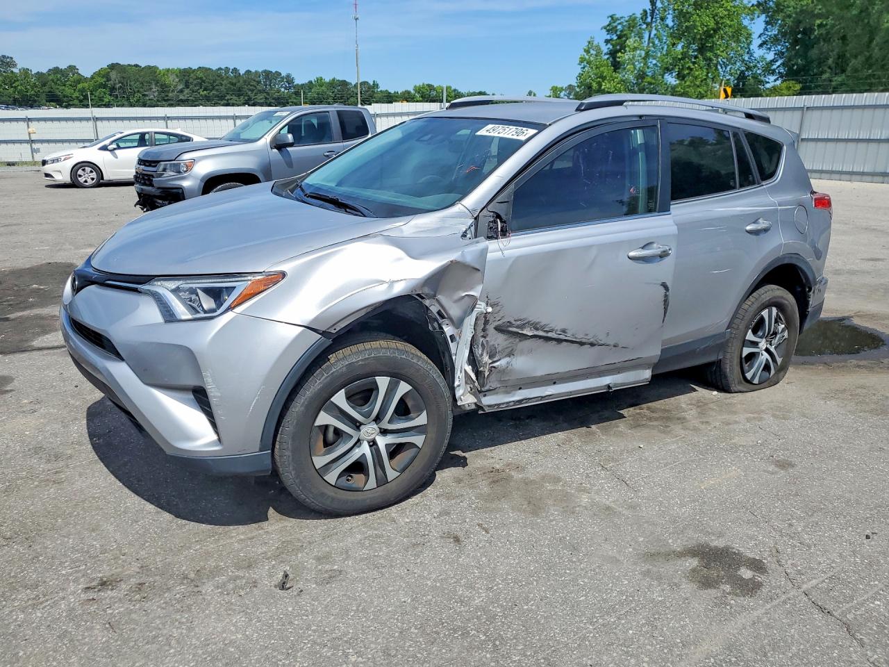 Salvage Toyota RAV4 Image