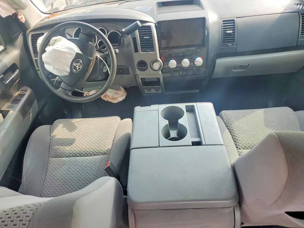 Toyota Tundra Double Cab Sr5