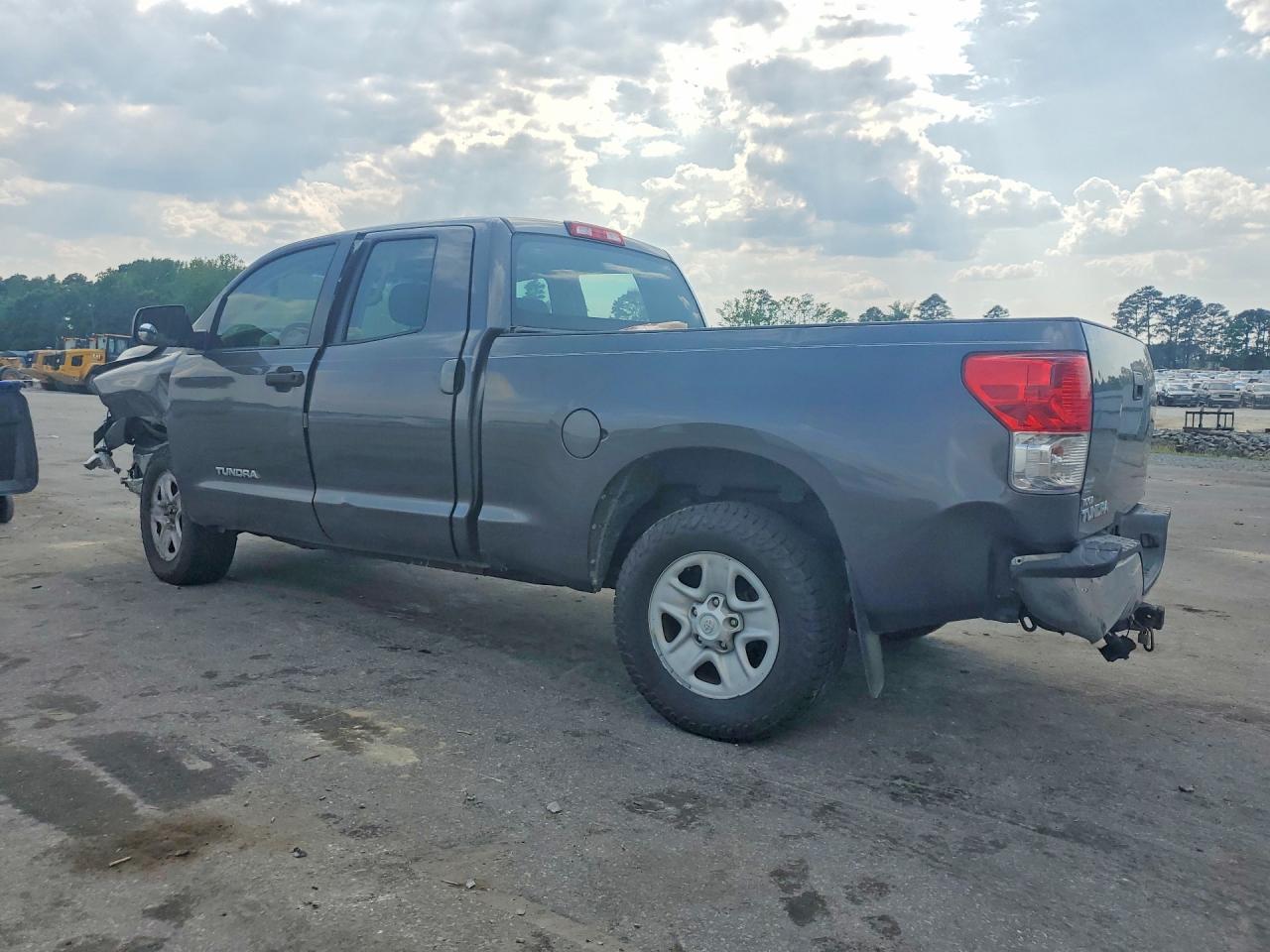 Toyota Tundra Double Cab Sr5