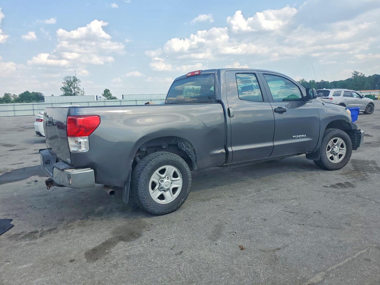 Toyota Tundra Double Cab Sr5