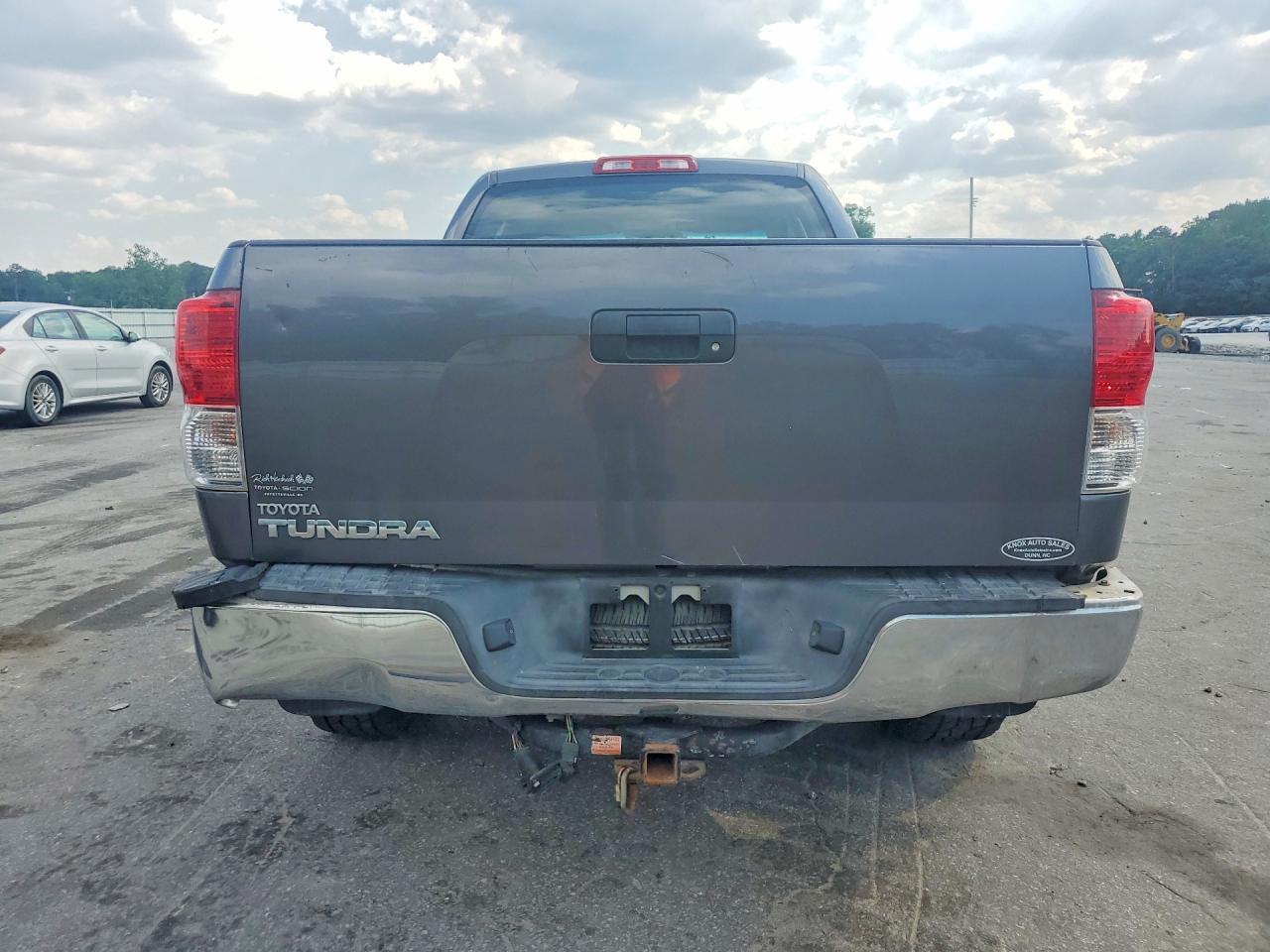 Toyota Tundra Double Cab Sr5