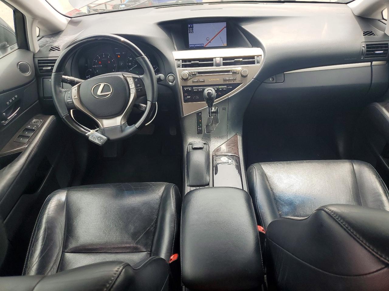 Lexus RX Base