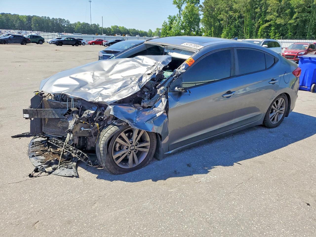 Salvage Hyundai ELANTRA Image