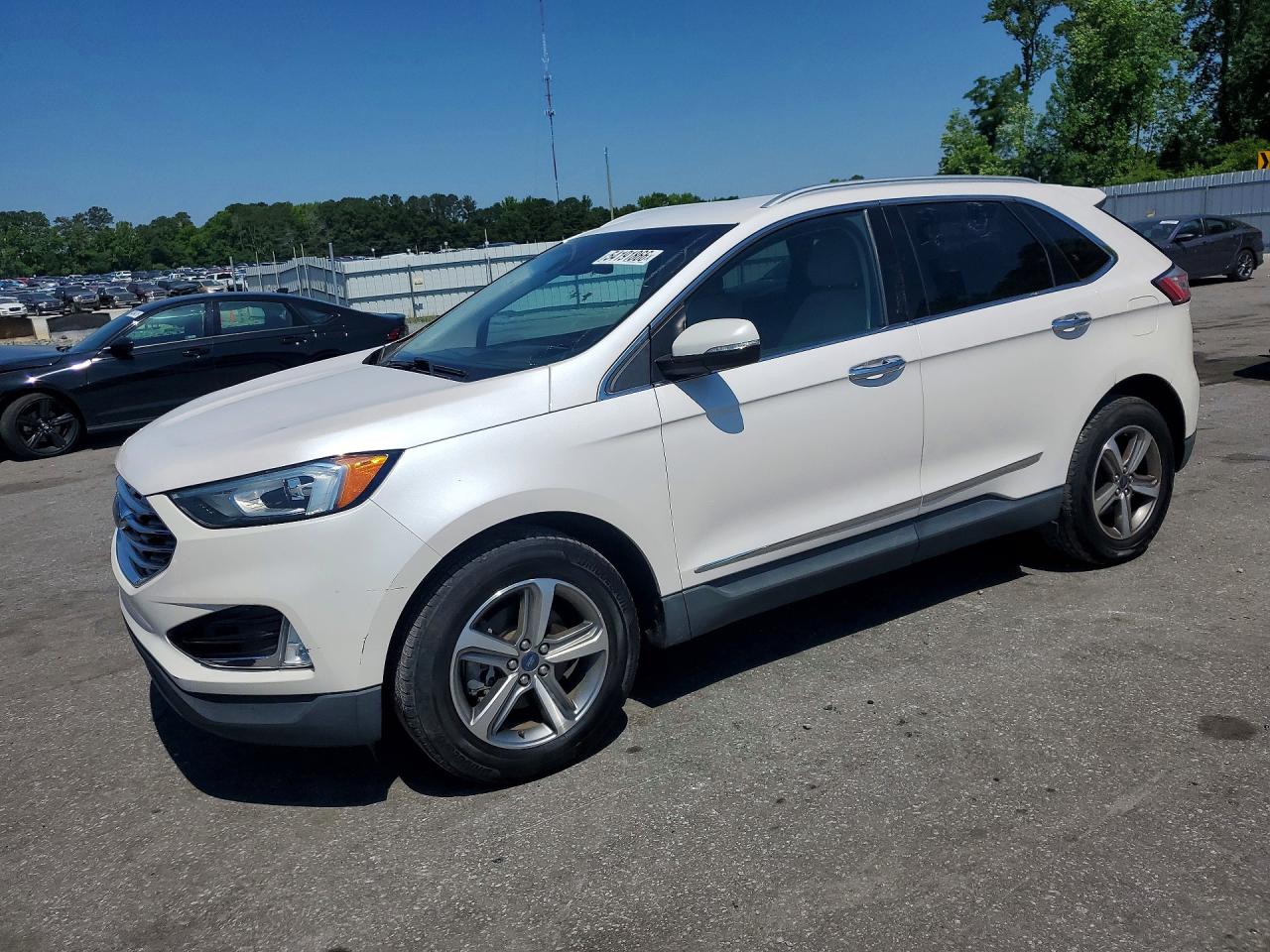 Salvage Ford Edge Image