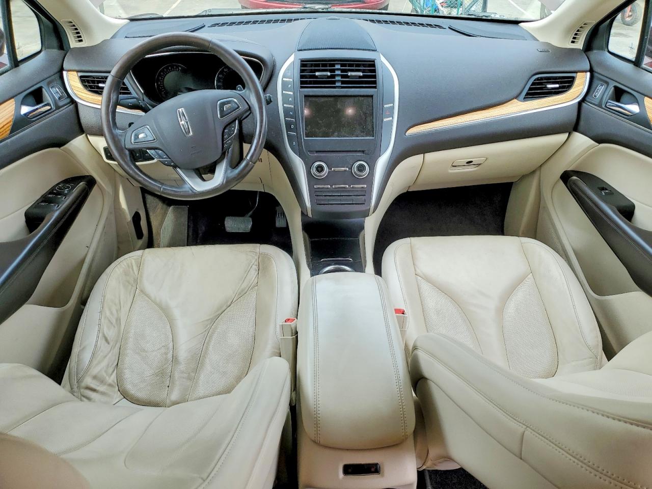 Lincoln MKC Select
