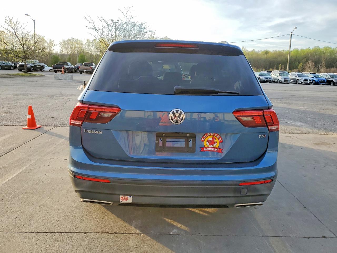 Volkswagen Tiguan S