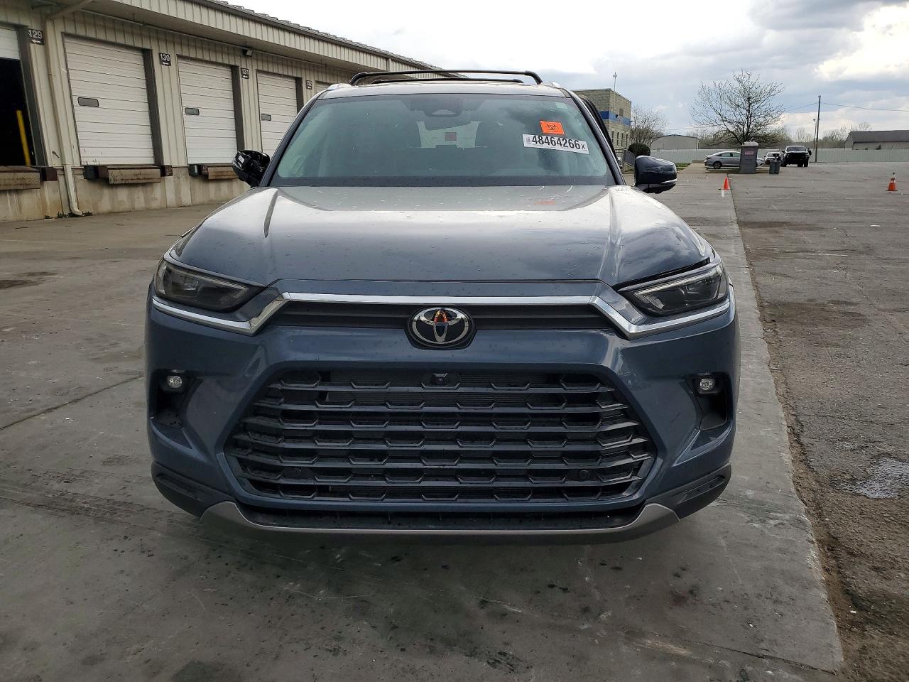 Toyota Grand High Platinum
