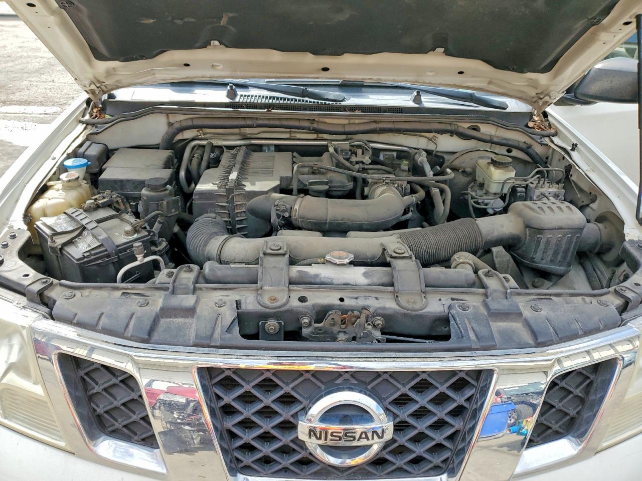 Nissan Frontier S