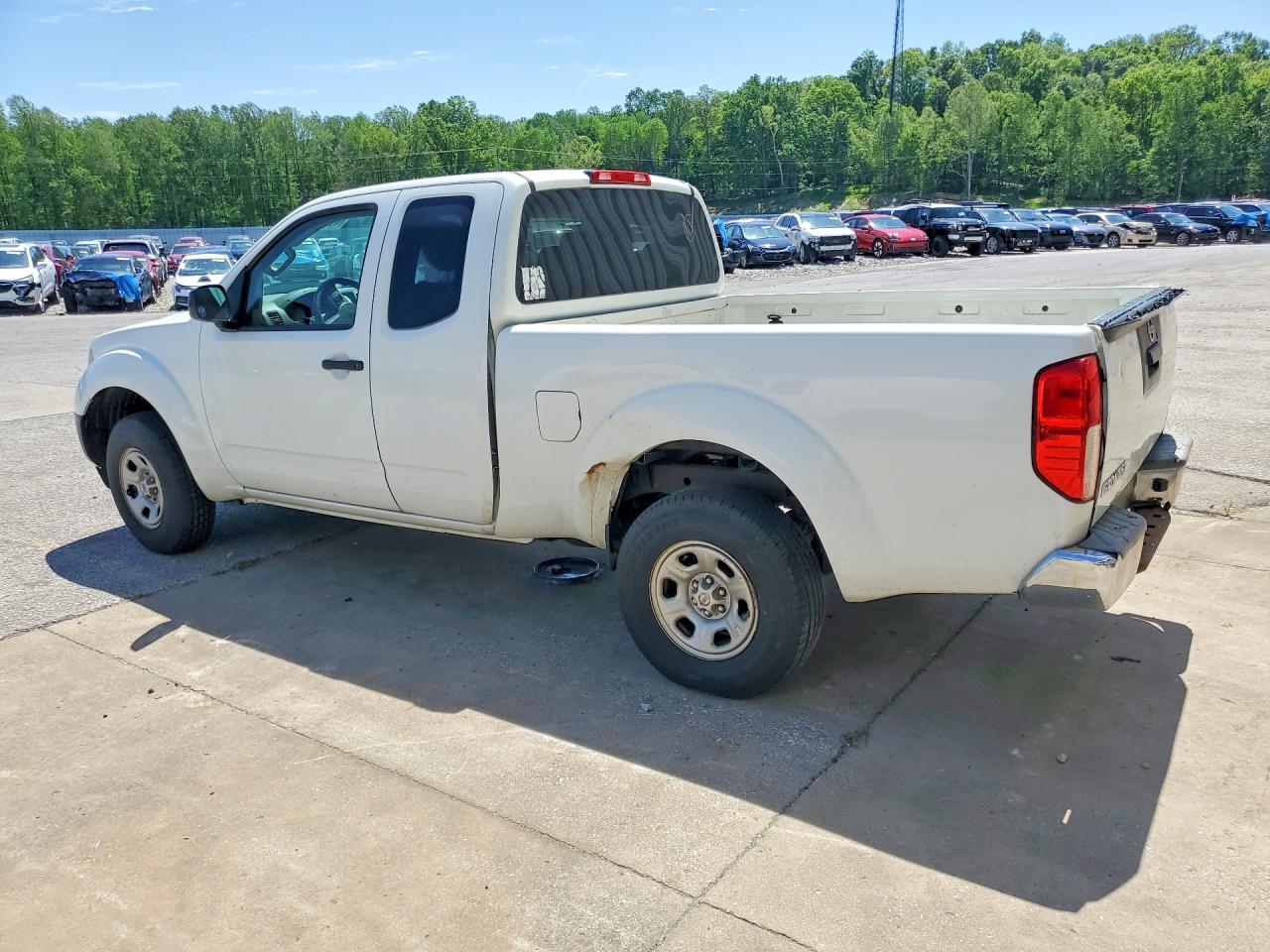 Nissan Frontier S