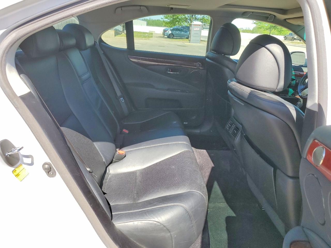 Lexus LS 460
