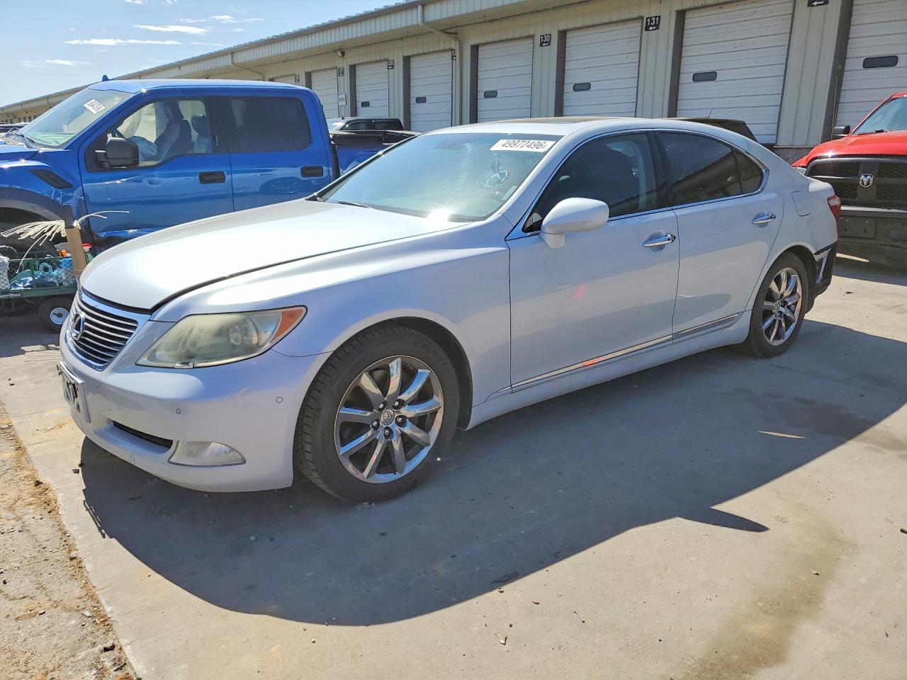 Salvage Lexus LS Image
