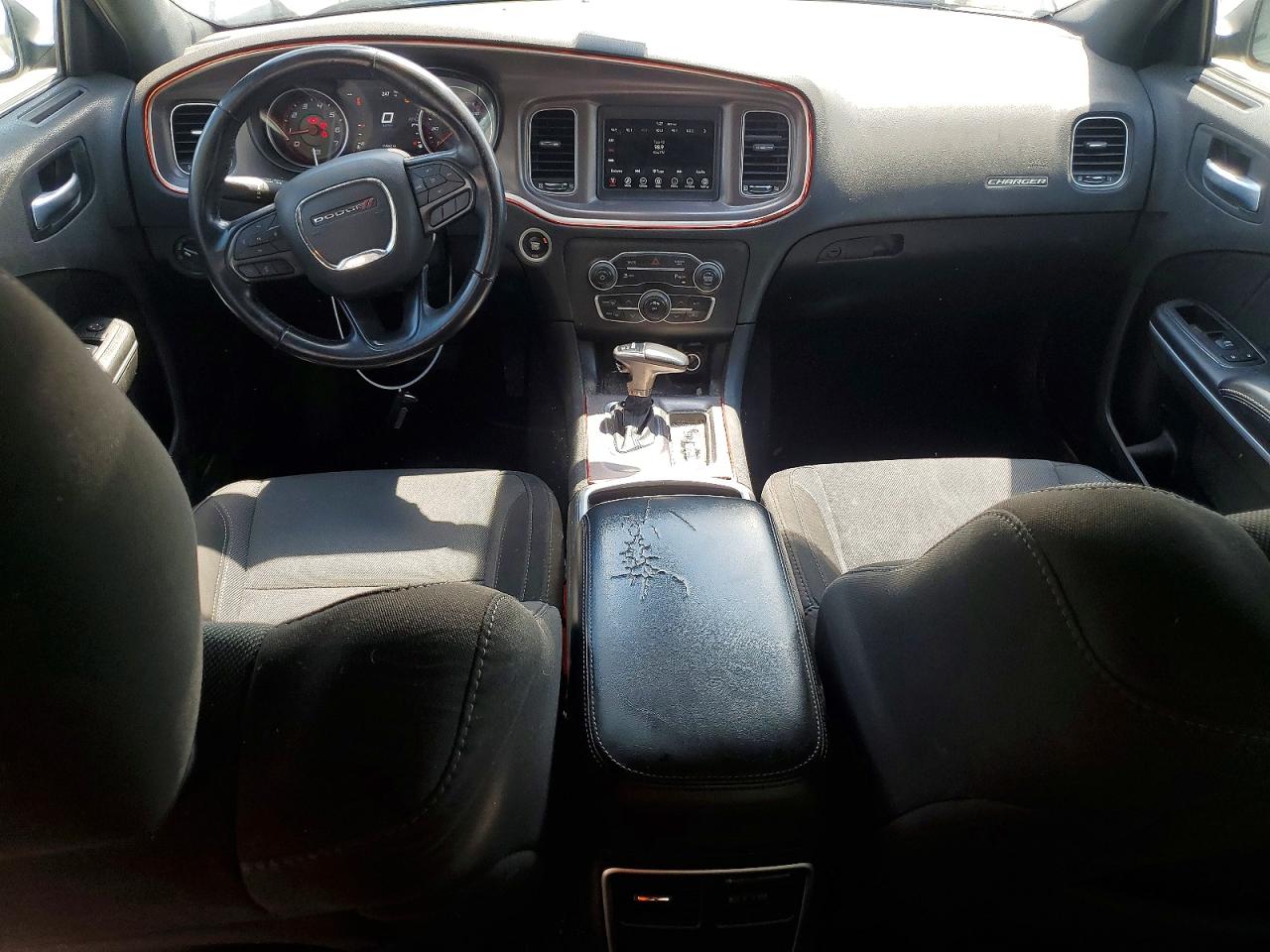 Dodge Charger Sxt
