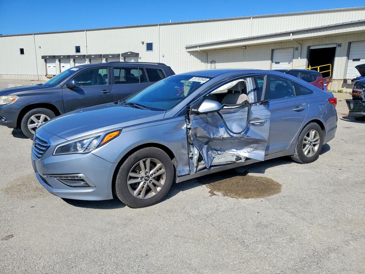 Salvage Hyundai SONATA Image