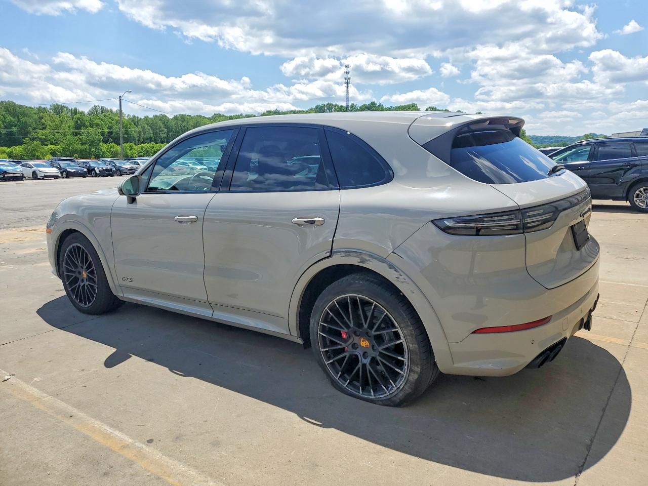 Porsche Cayenne Gts