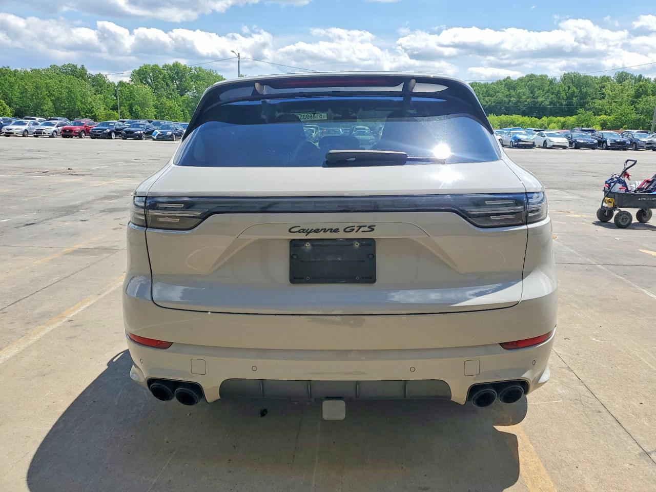 Porsche Cayenne Gts