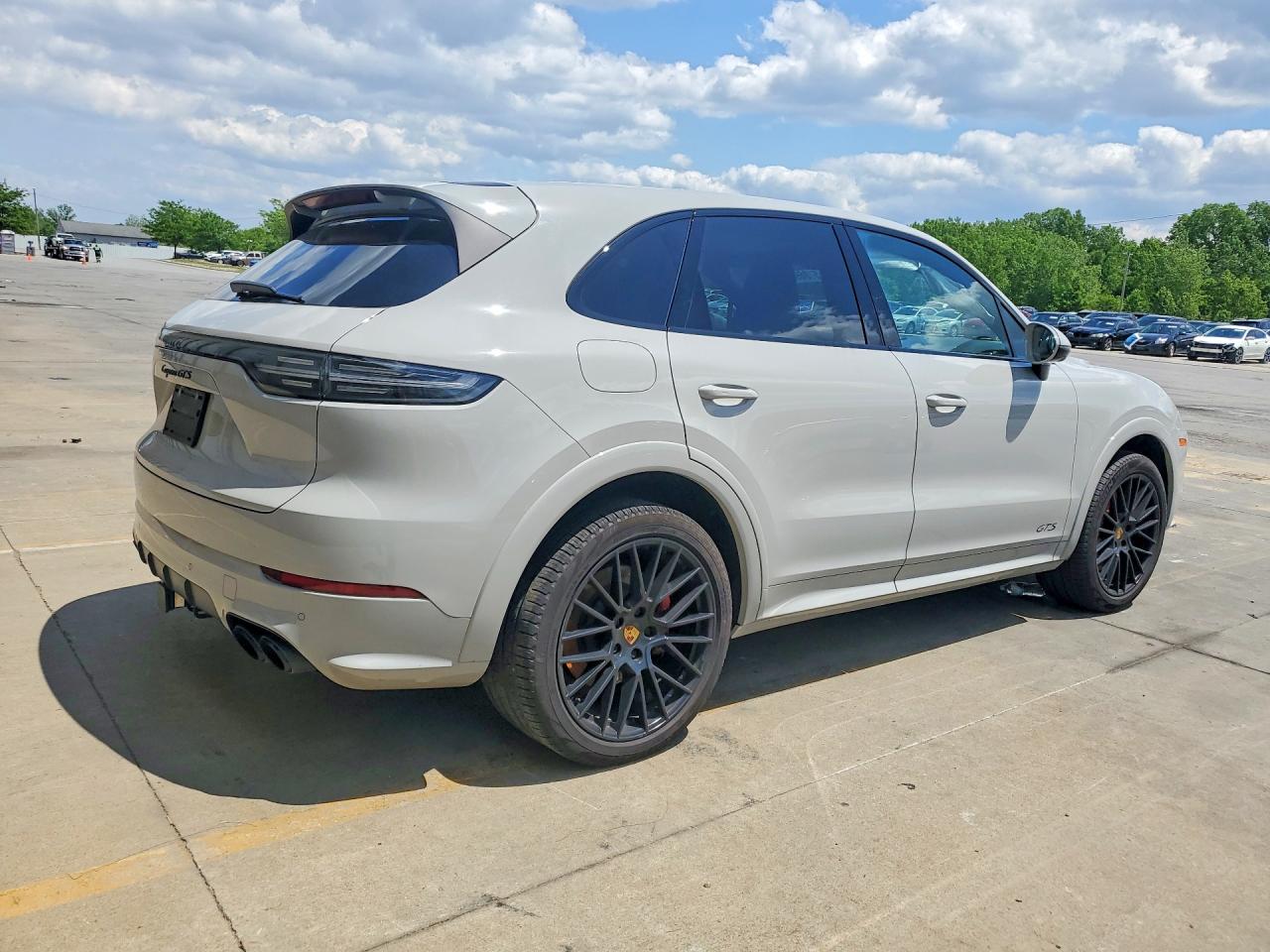 Porsche Cayenne Gts