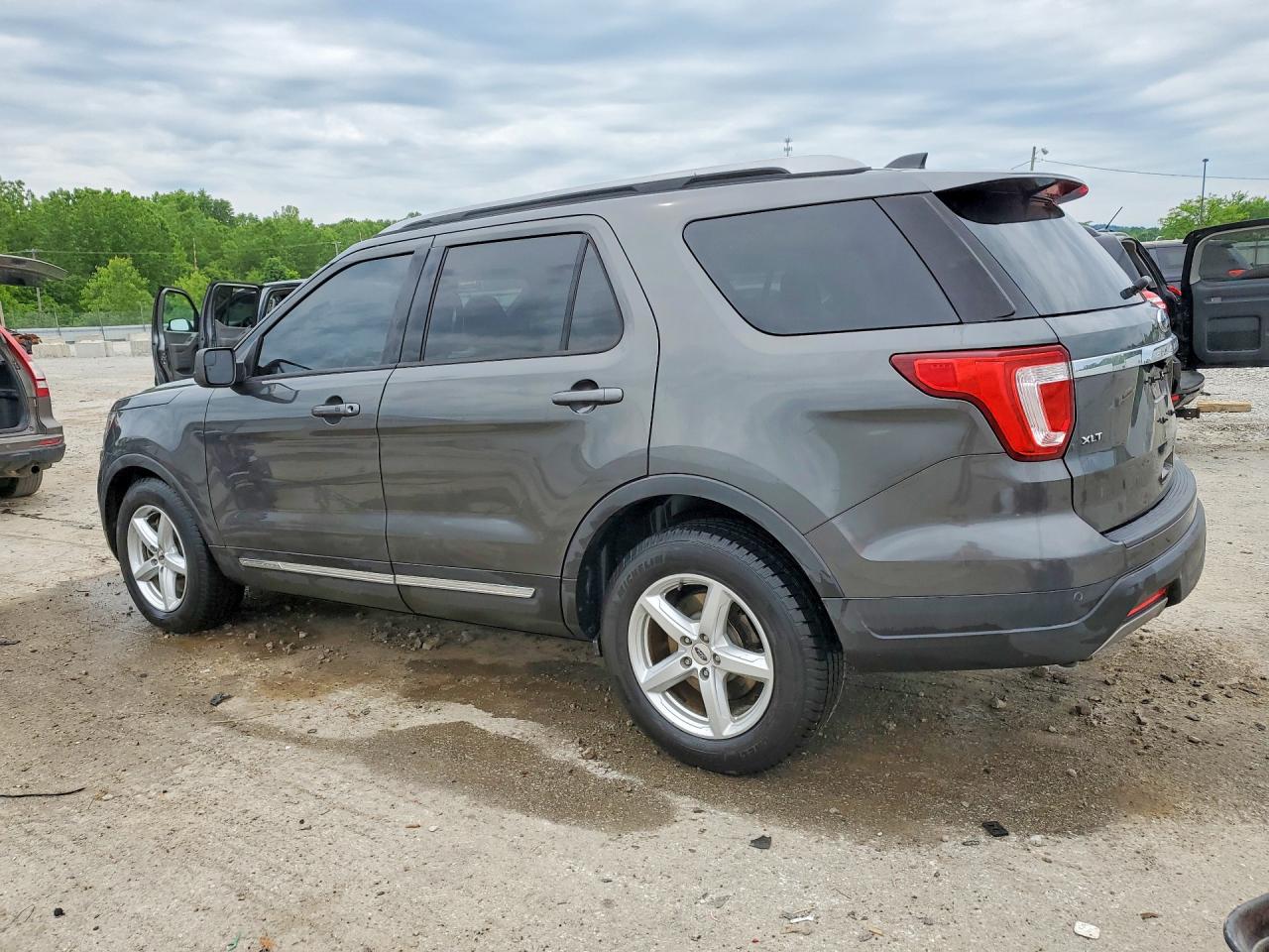 Ford Explorer Xlt