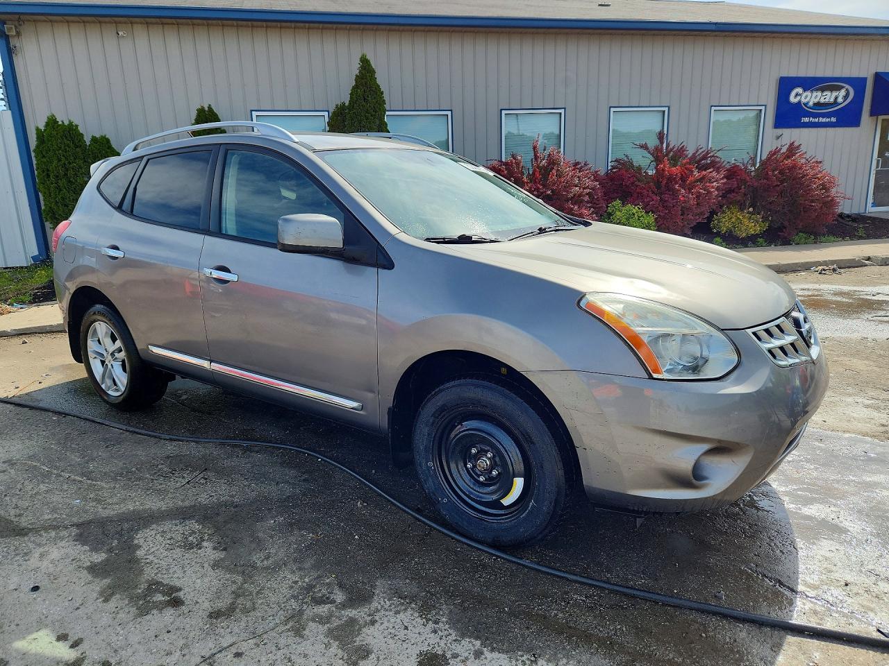 Nissan Rogue S