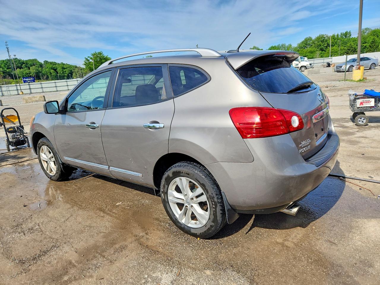 Nissan Rogue S