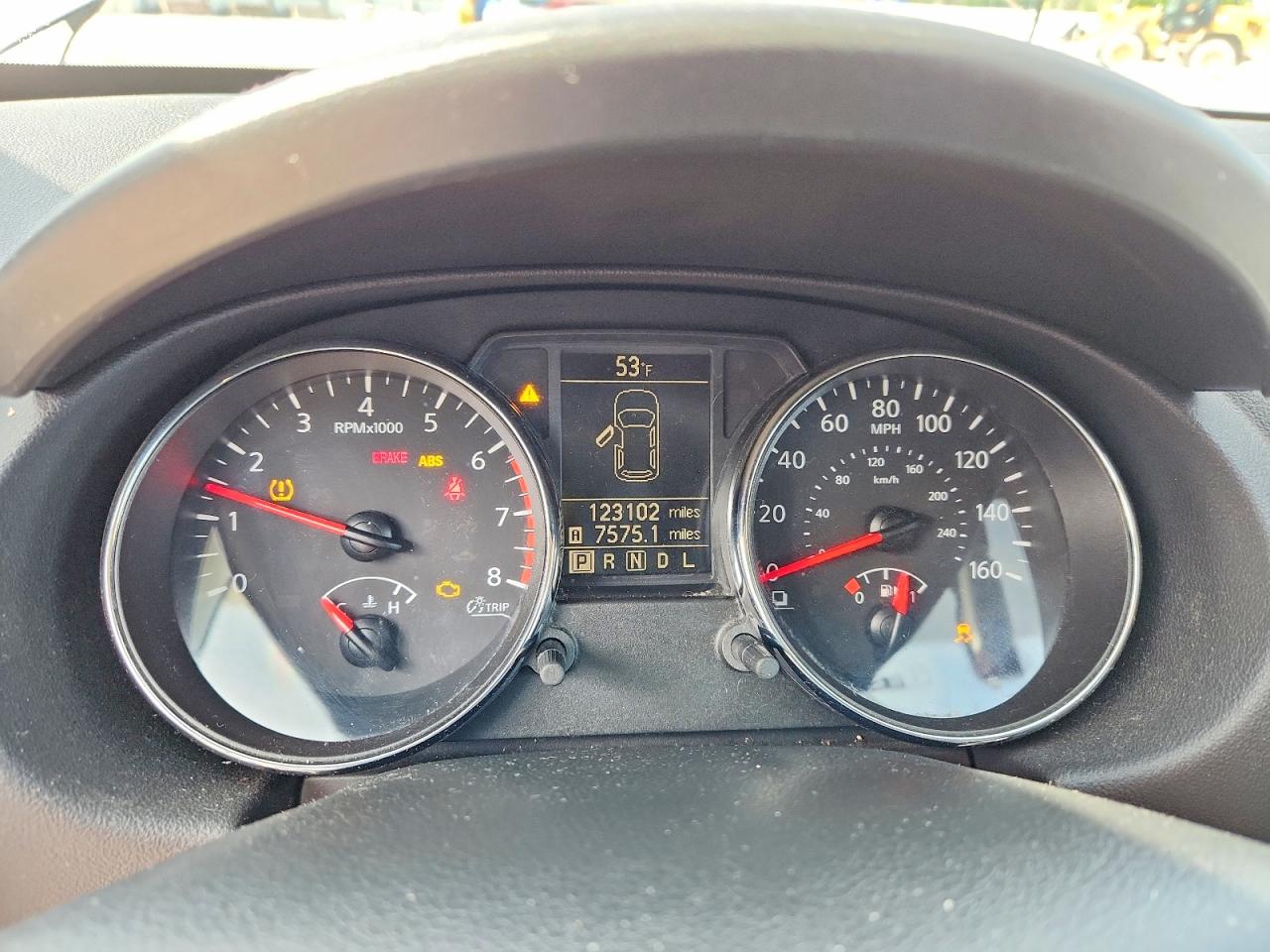 Nissan Rogue S