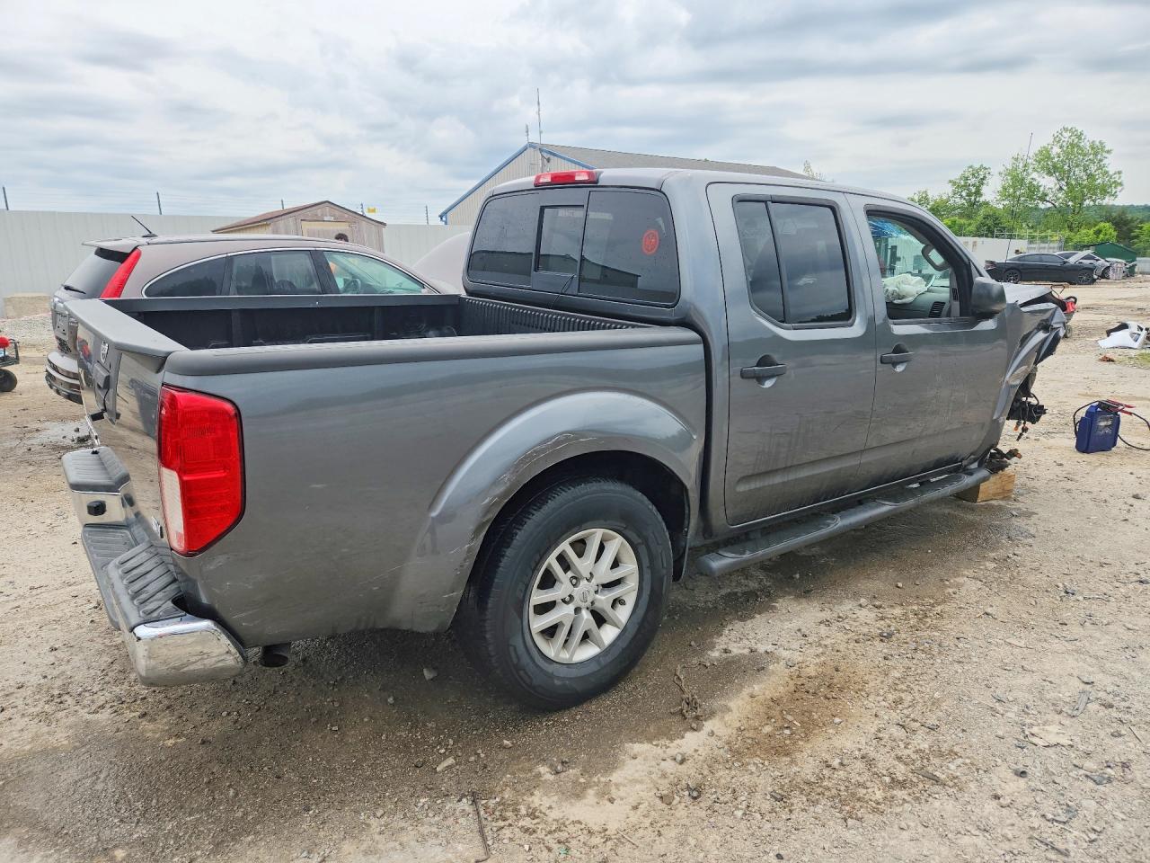 Nissan Frontier Sv