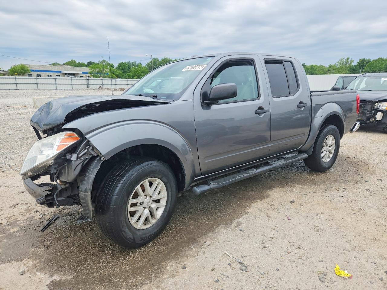 Salvage Nissan Frontier Image