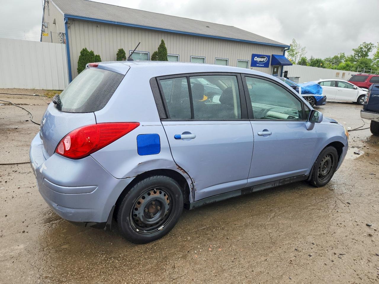 Nissan Versa 1.8 S