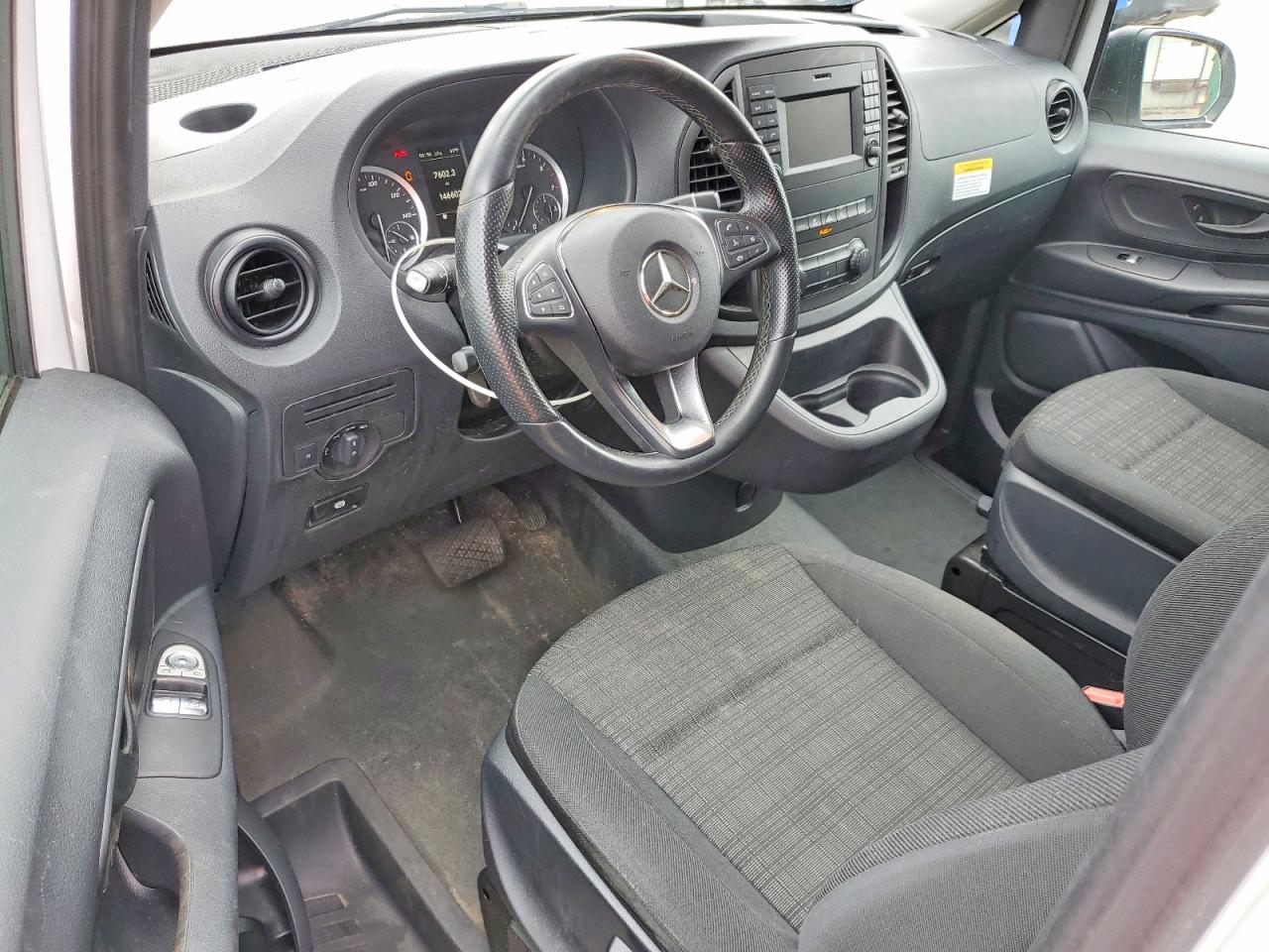 Mercedes-Benz Metris