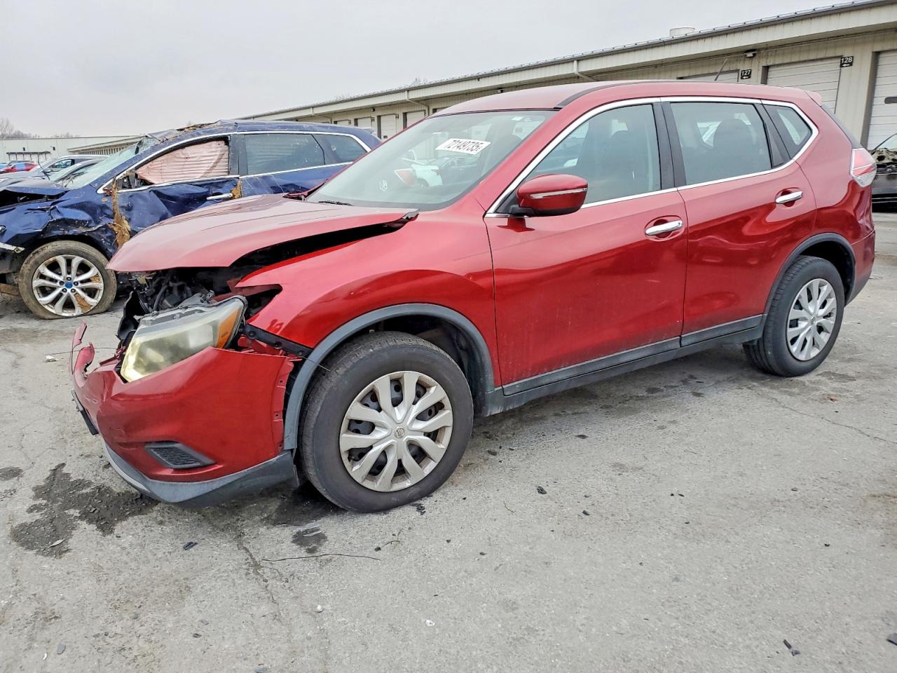 Salvage Nissan Rogue Image