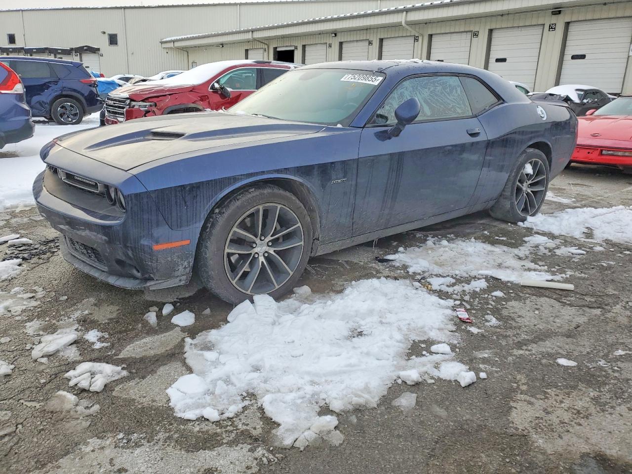 Salvage Dodge Challenger Image