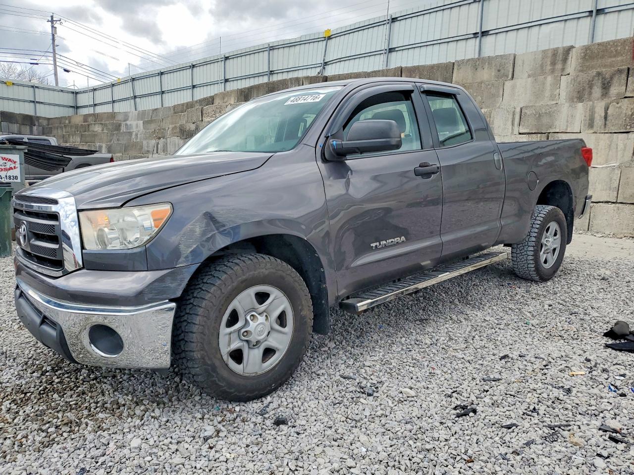 Salvage Toyota Tundra Image