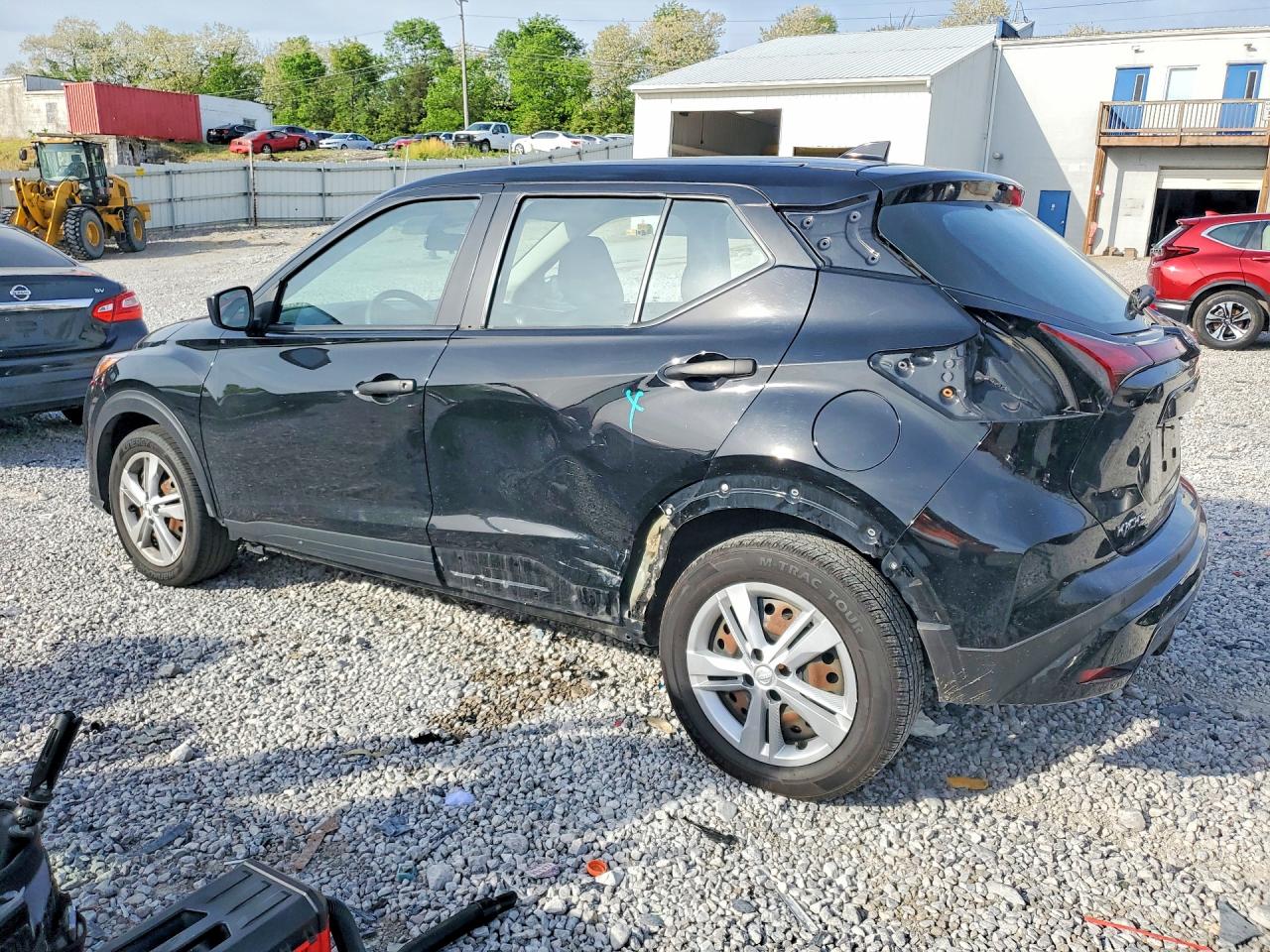 Nissan Kicks S