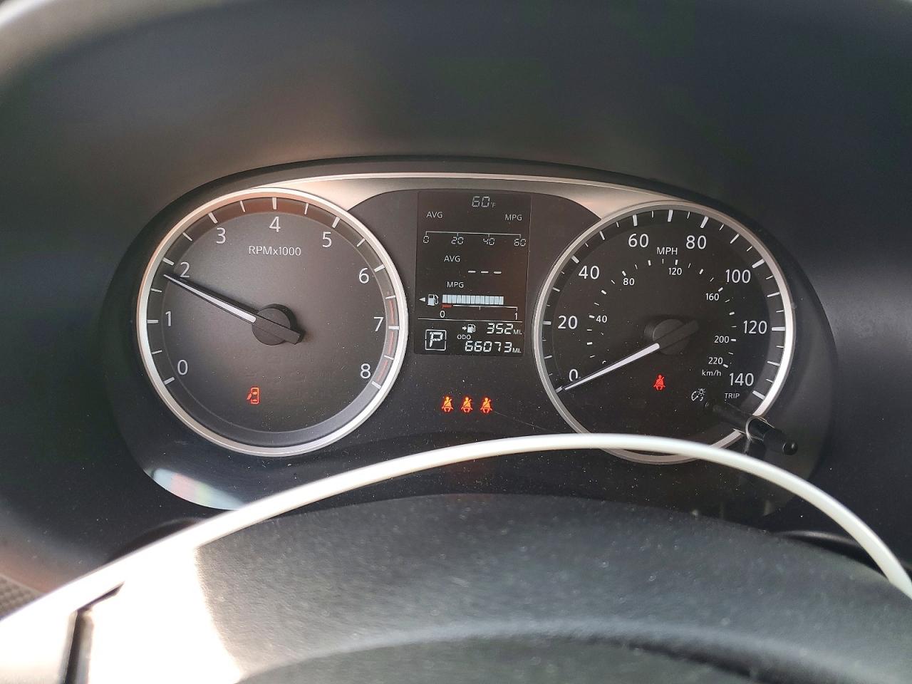 Nissan Kicks S