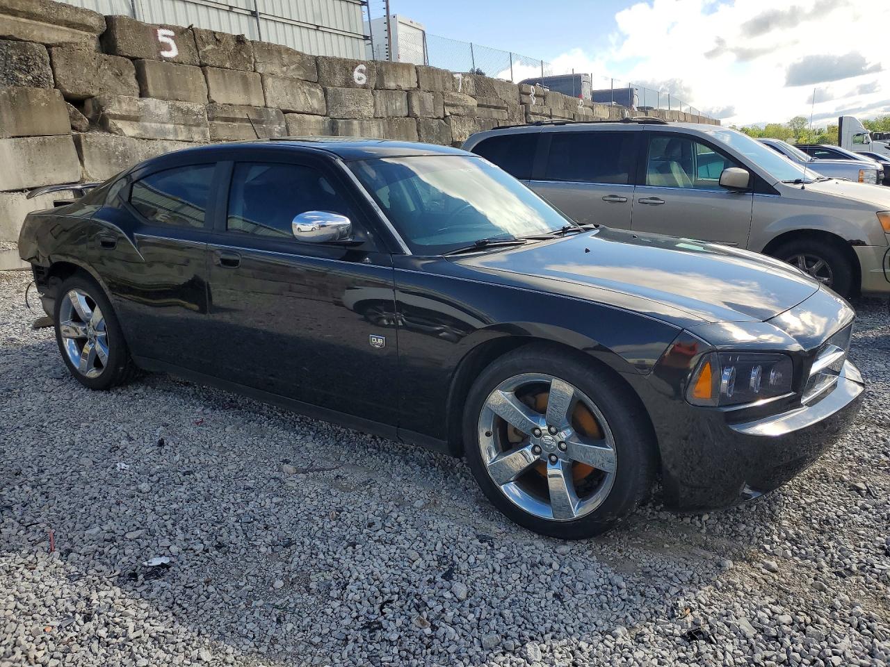 Dodge Charger Sxt