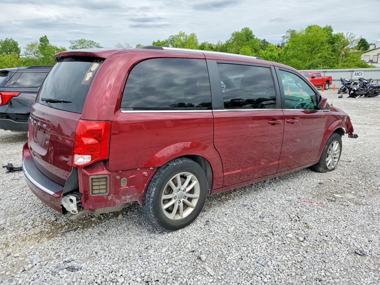 Dodge Caravan Sxt
