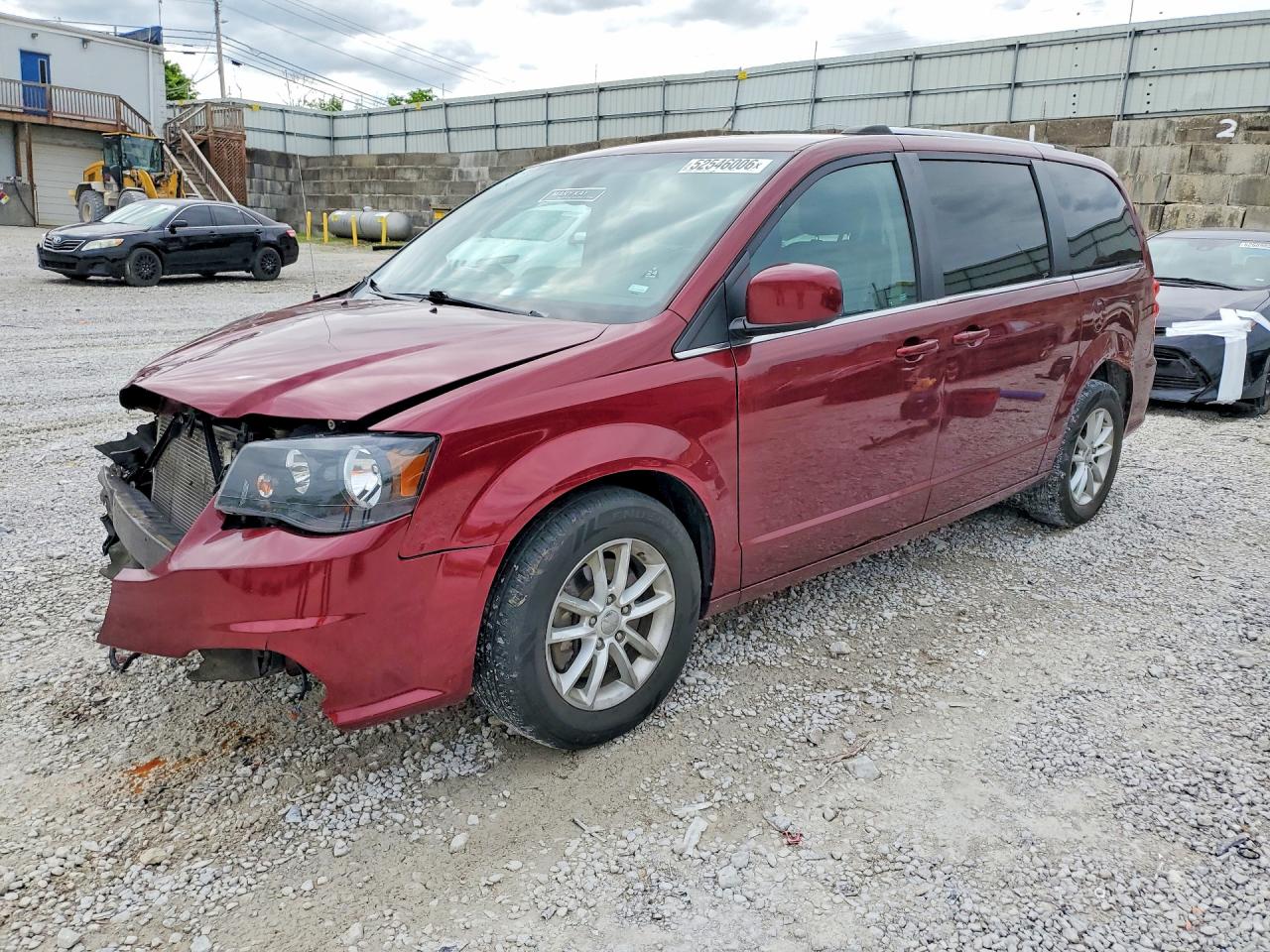Salvage Dodge Caravan Image