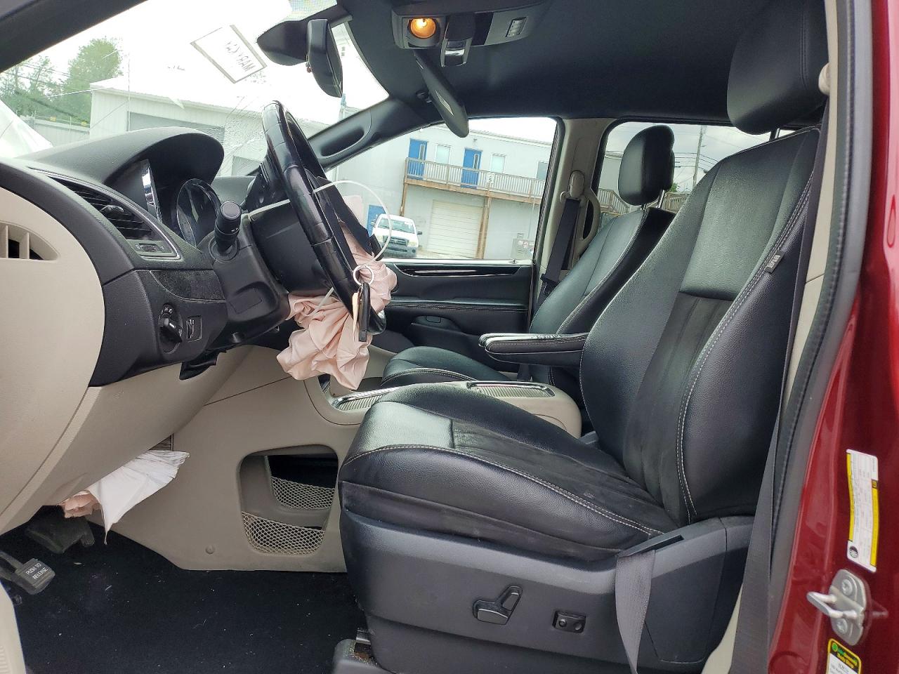 Dodge Caravan Sxt