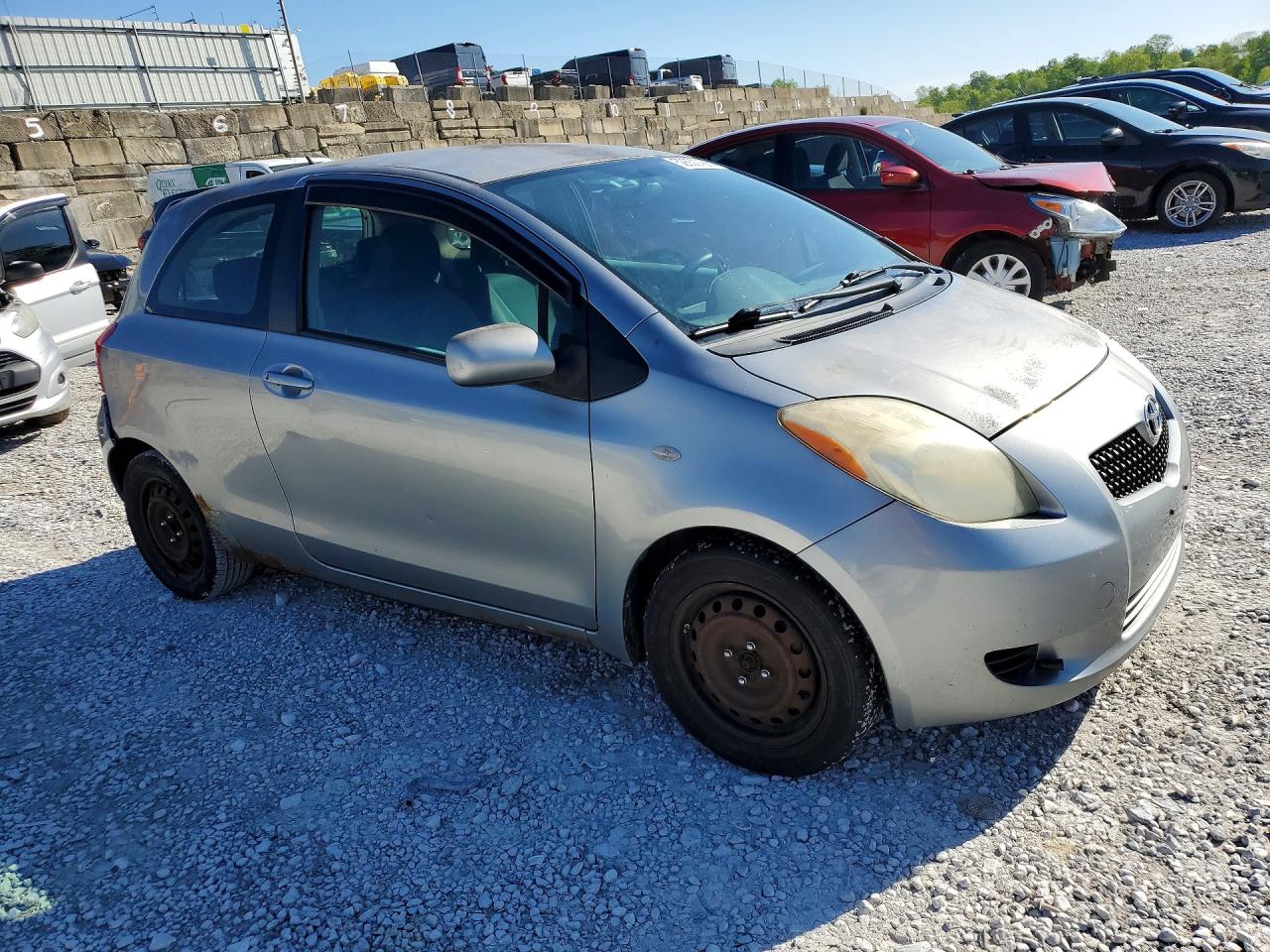 Toyota Yaris Base