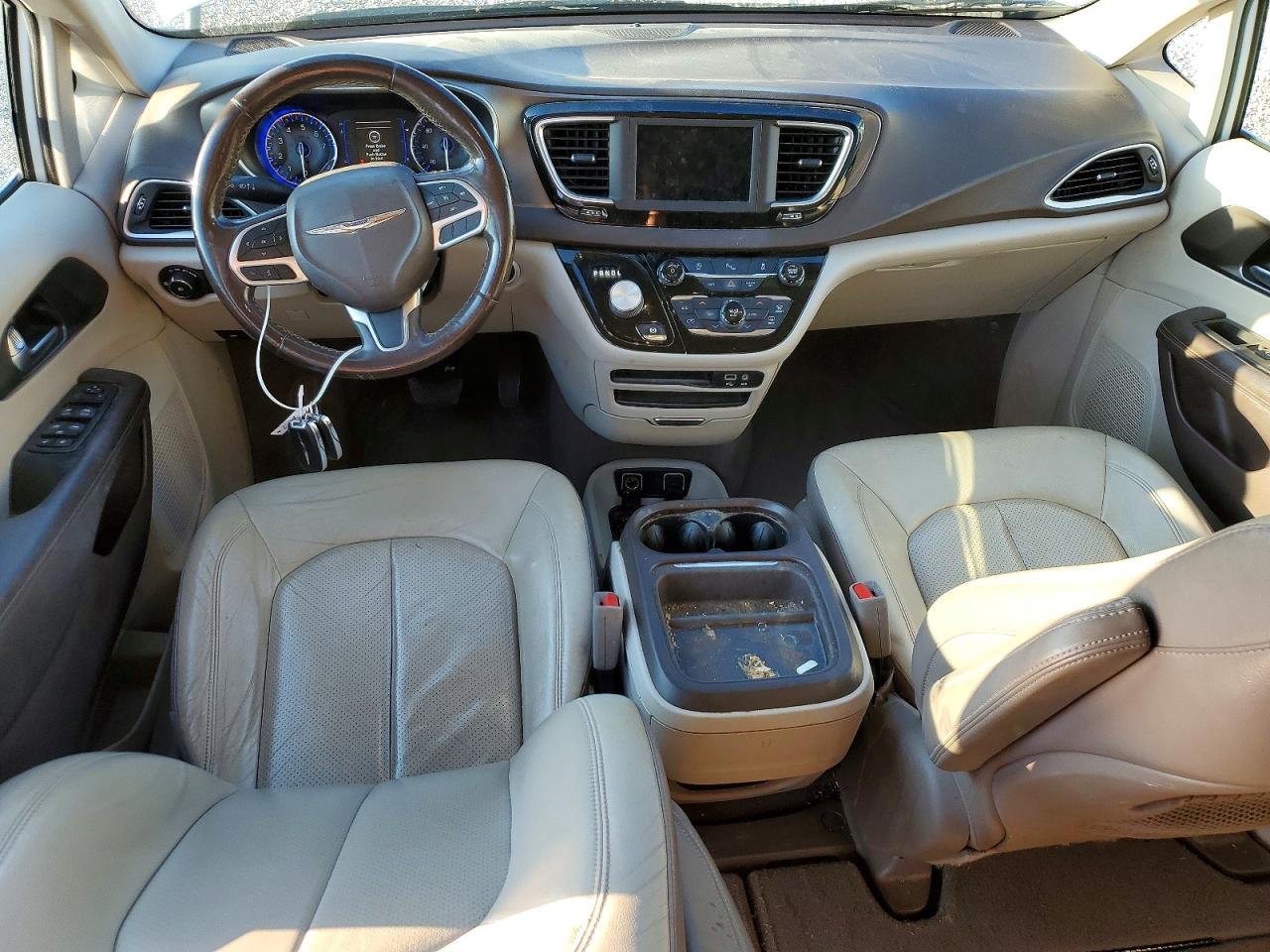 Chrysler Pacifica Touring L