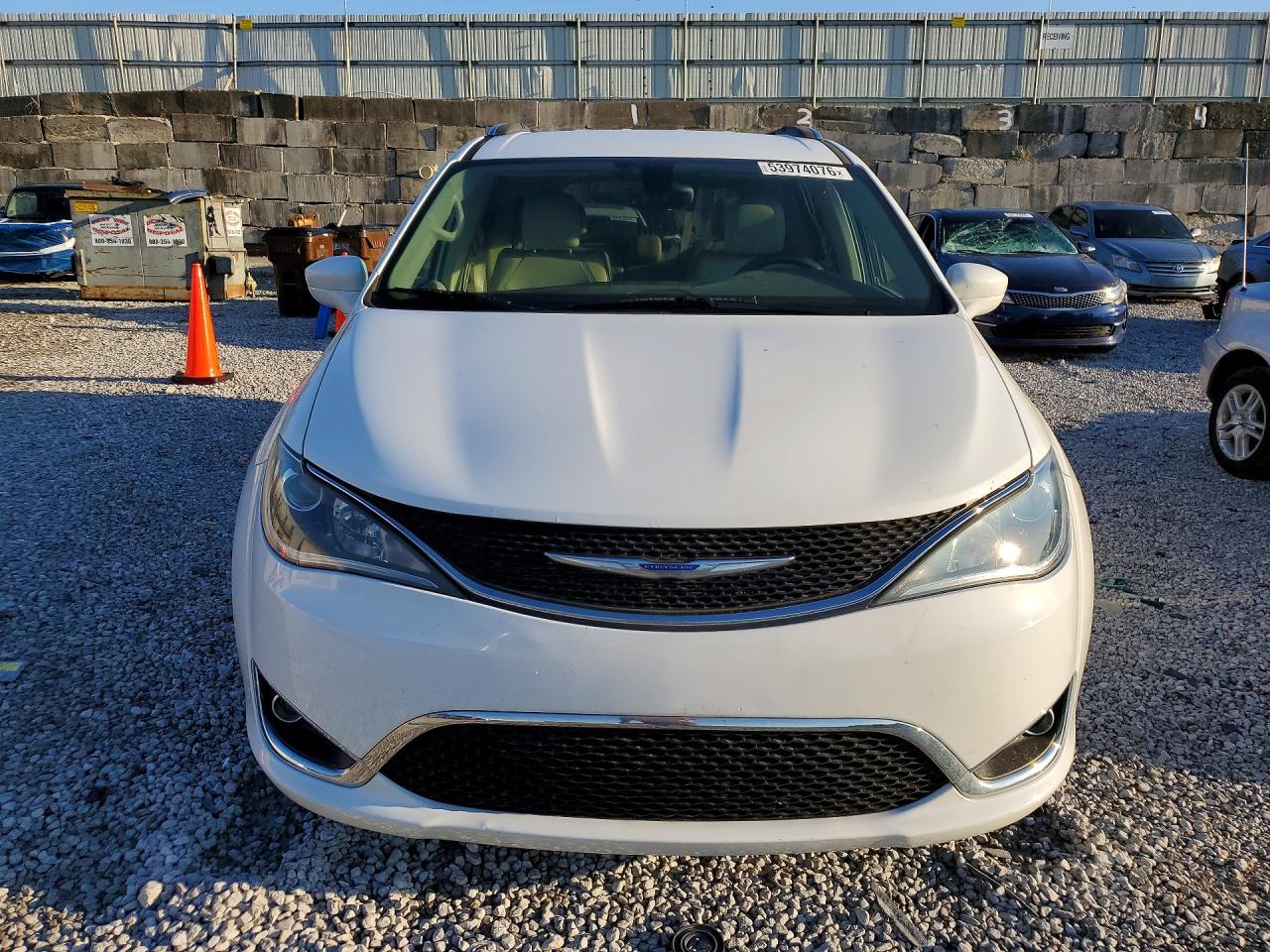 Chrysler Pacifica Touring L