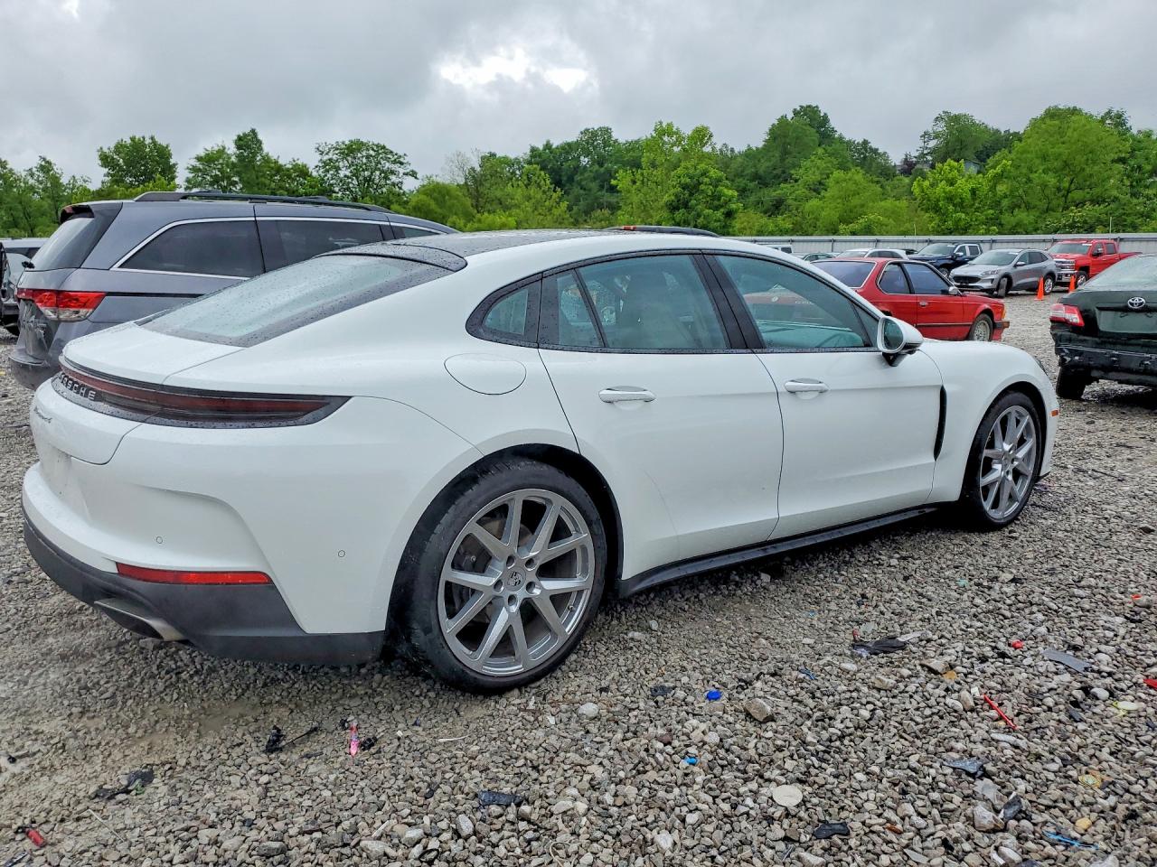 Porsche Panamera Base