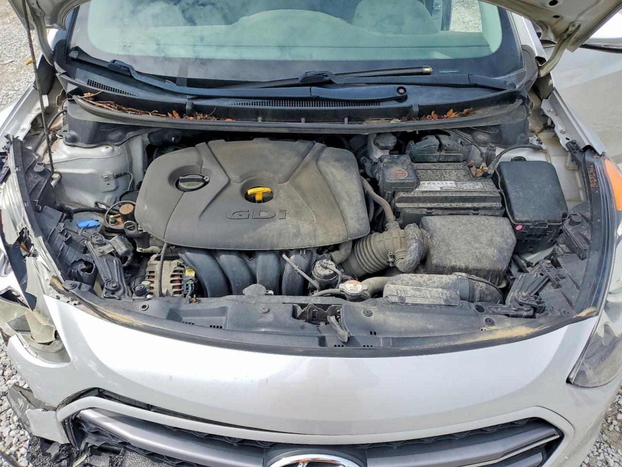 Hyundai ELANTRA Base
