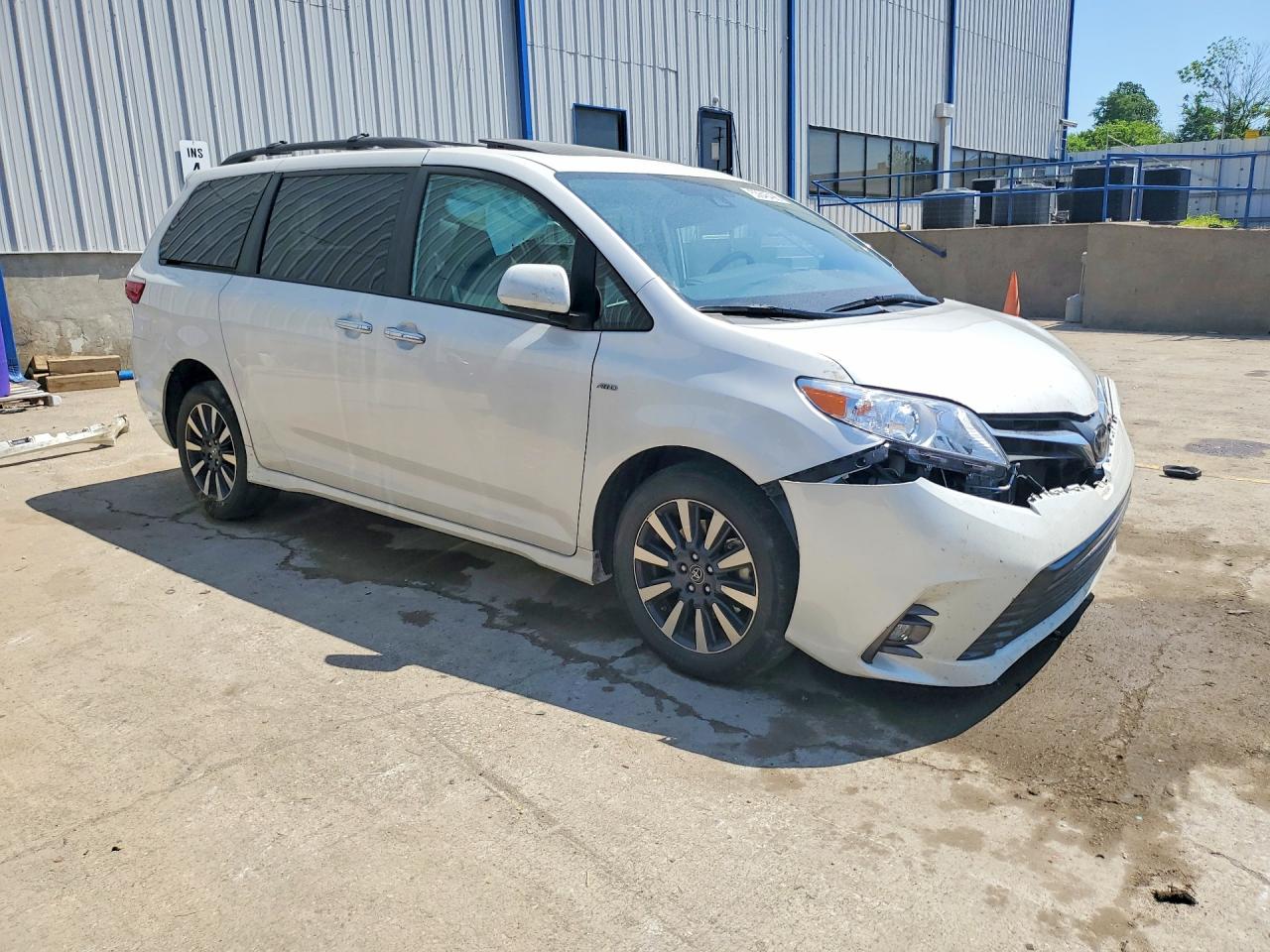 Toyota Sienna Xle 7-passenger