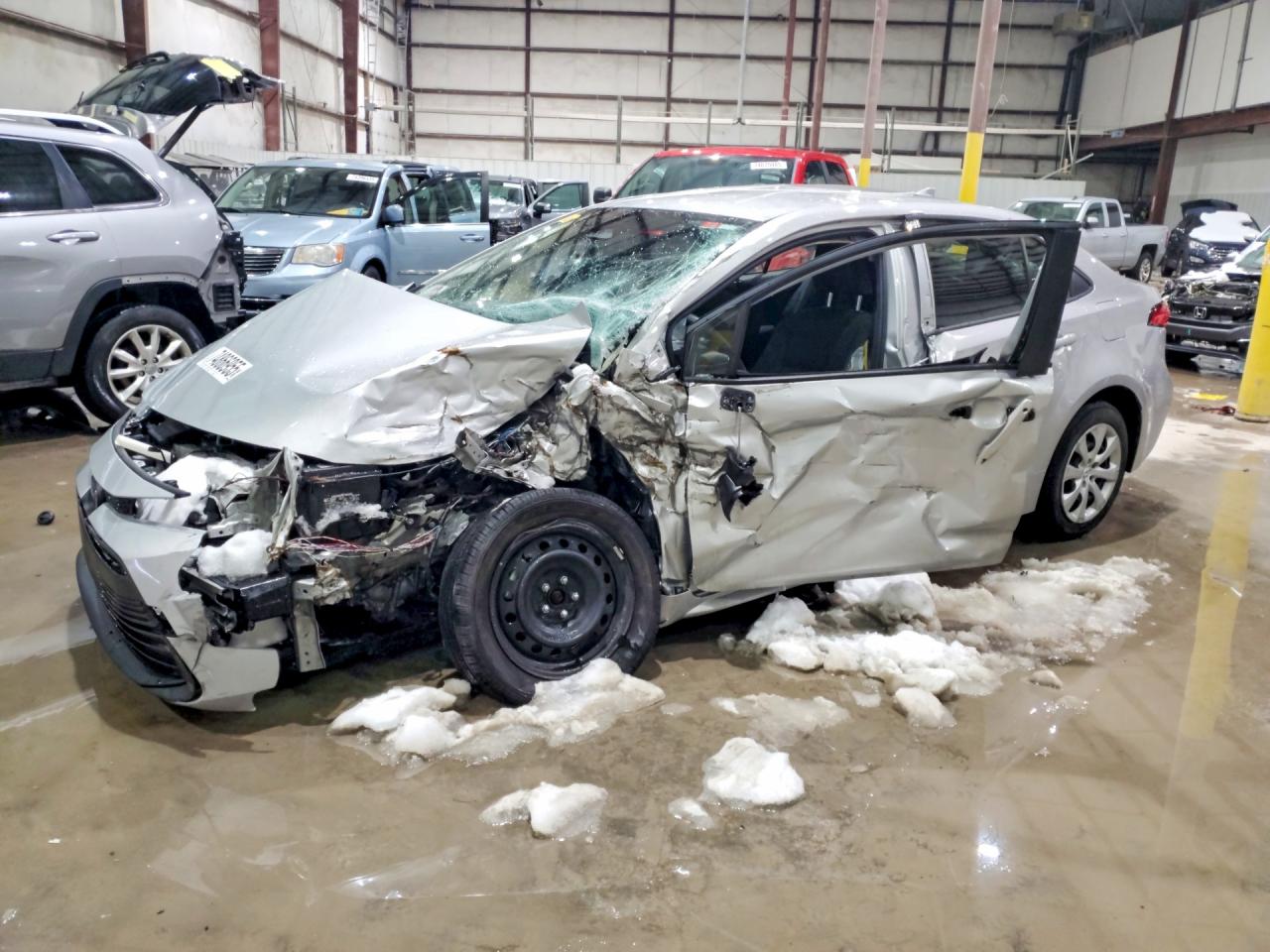Salvage Toyota Corolla Image