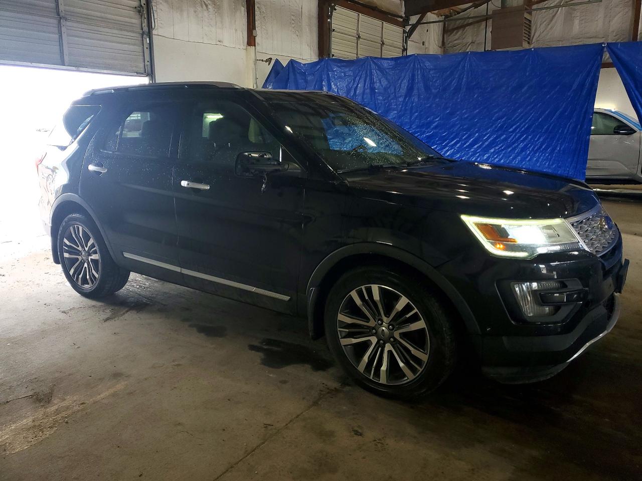 Ford Explorer Platinum
